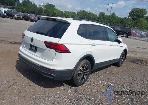 2022 Volkswagen Tiguan 2.0T S z USA, uszkodzony, nr VIN 3VV1B7AXXNM015548